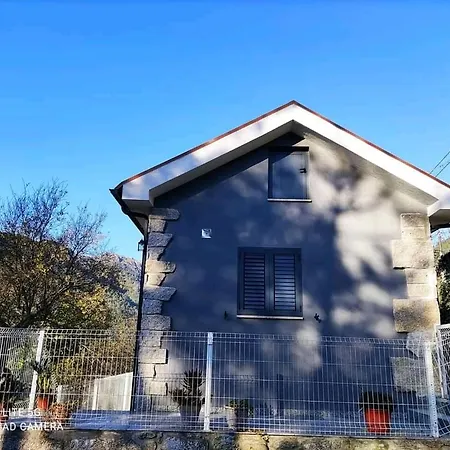 Casa Grilo Holiday home *
